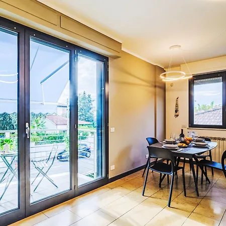Апартаменти Versilia By Interhome