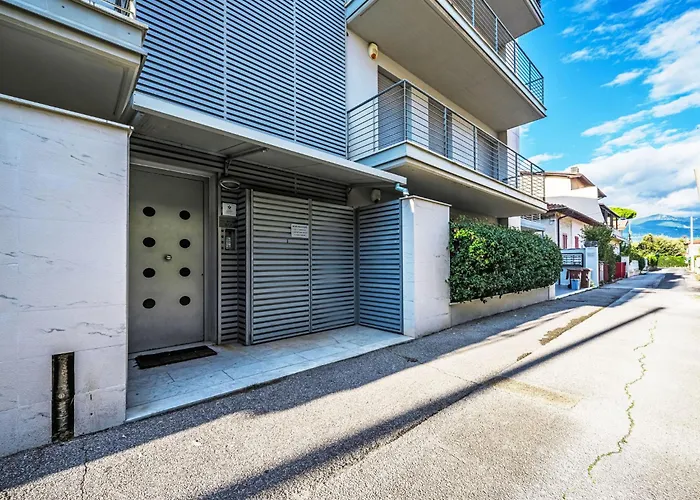 Versilia By Interhome